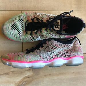 Nike Flyinit Zoom Trainers